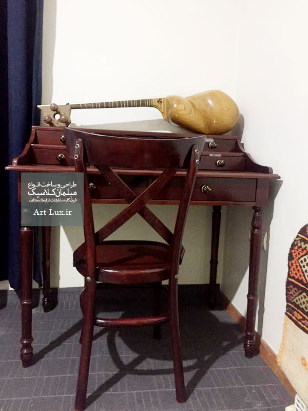 میز تحریر کشو دار