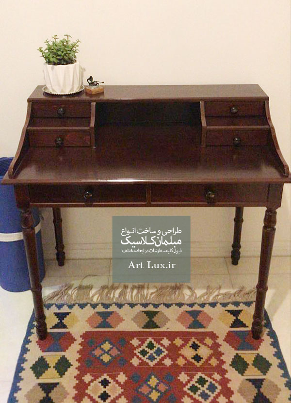 میز تحریر چوبی سنتی