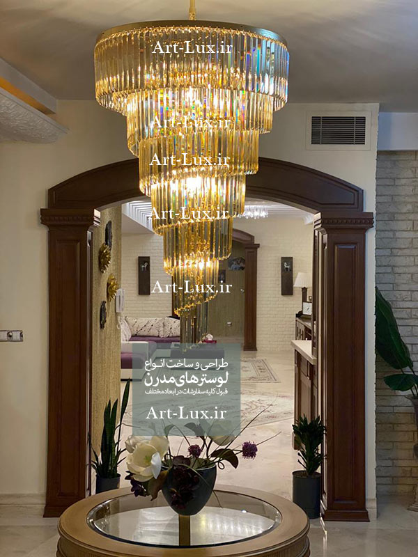 لوستر کریستالی برلی بالای کنسول